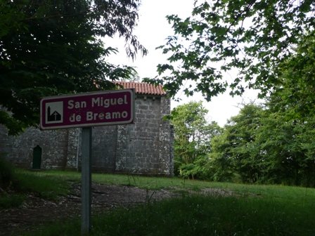 San Miguel de Breamo Church.JPG