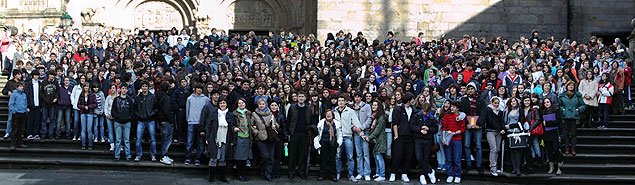 Students and Teachers of Rosalia de Castro.jpg