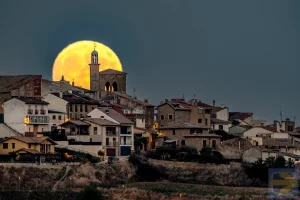 moon over camino.webp