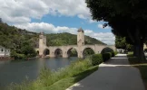 047-01 The Devils Bridge in Cahors. The Way is up the cliff to the left.webp