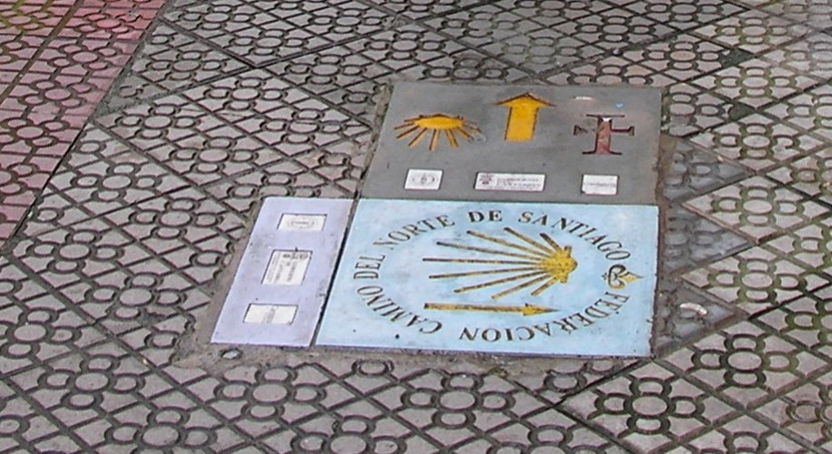 Camino marker in SantanderS.jpg