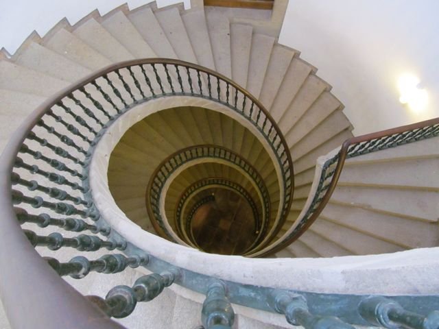triple staircase.jpg