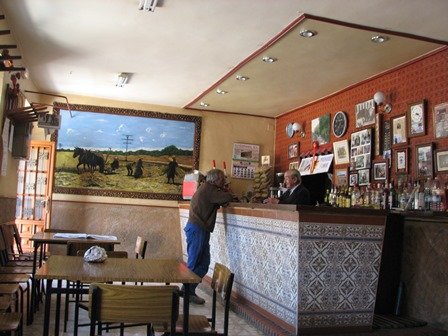 Castromonte bar.jpg