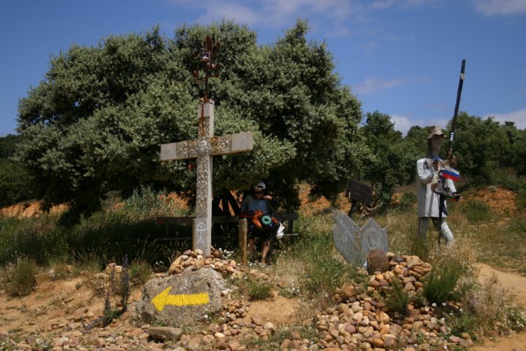 1153-stone cross (San Martin del Camino-Astorga, 10.06.2011).jpg