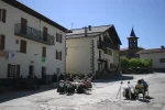 0108-main square in Gerendiain (Roncesvalles-Zubiri,16.05.2011).webp