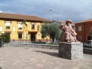 17 Sep #15 1717hrs Villar de Mazarife Statue of Peregrino.webp