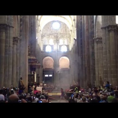 Botafumeiro - Cathedral of Santiago de Compostela - YouTube
