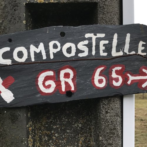 Chemin Le Puy Signage.jpg