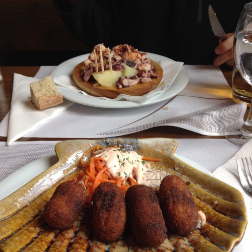 Samos, best croquettes of the entire Camino