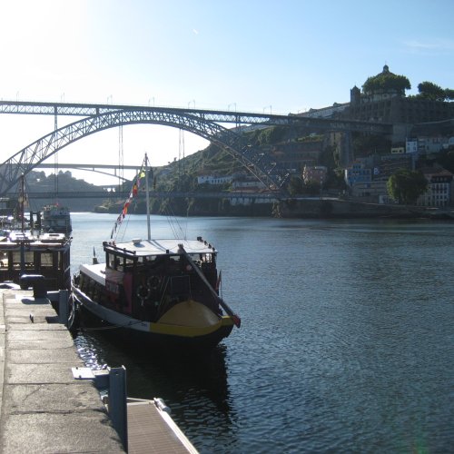 Morning light in Porto