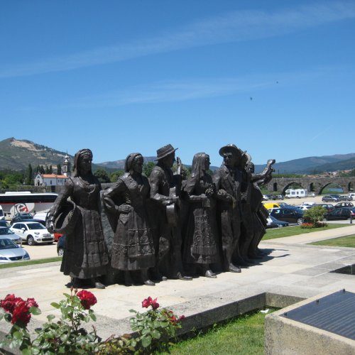 The pronze statues by Rio Lima